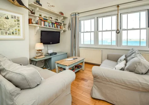 The living area at Waters Edge, Appledore