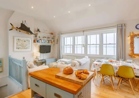 The kitchen at Waters Edge, Appledore