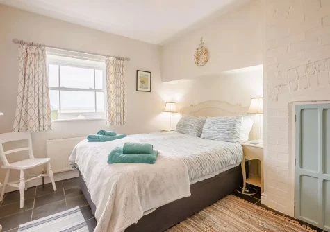 Bedroom #2 at Waters Edge, Appledore