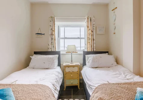 Bedroom #3 at Waters Edge, Appledore