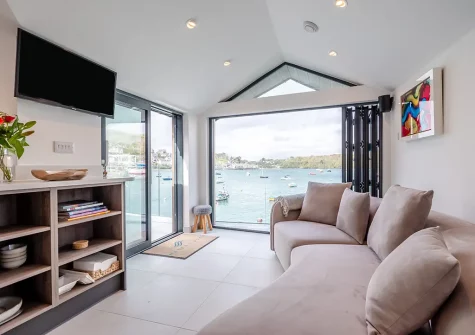 The living area at Waters Edge, Polruan