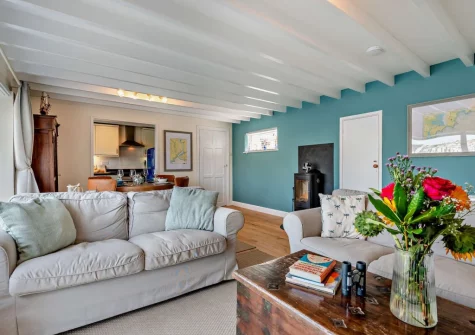 The living area at Waterwitch Cottage, Polruan