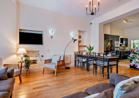 The living & dining area at Wave Watch, Newquay