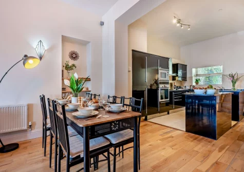 The dining area & kitchen at Wave Watch, Newquay