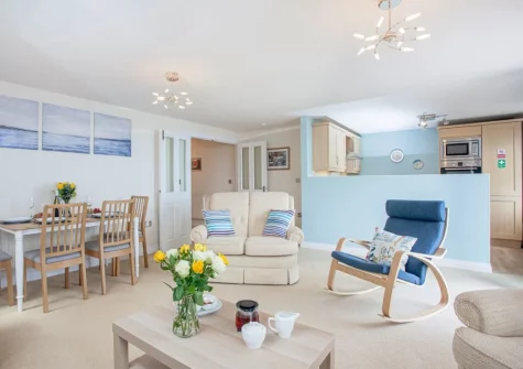 The living & dining area at Waves at Great Cliff, Dawlish