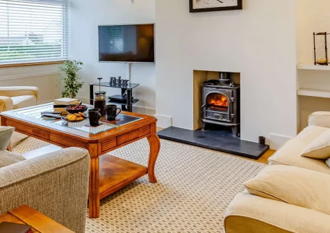 Wayfarer, Newquay is a luxurious four-bedroom coastal retreat with panoramic sea views, games room & stylish interiors. Perfectly positioned near beaches and attractions, with large living areas and sun lounge, it offers the ultimate Cornish escape.