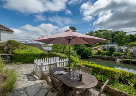 The patio & alfresco dining area at Well Too, Helford