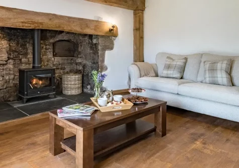 West Farleigh Farmhouse, Cadeleigh is a magnificent six-bedroom luxury retreat featuring private hot tub, cinema room, extensive games facilities, and stunning countryside views. Perfect for large groups seeking unforgettable Devon holidays.