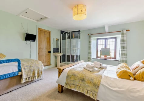 Bedroom #3 at West Goldsworthy Farm, Horns Cross