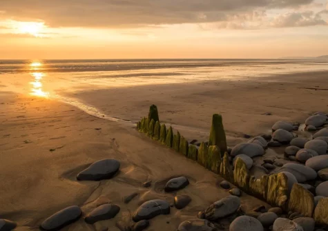 West Goldsworthy Farm is an ideal base for visiting Devon's many beautiful beaches at West Goldsworthy Farm, Horns Cross