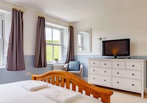 Bedroom #3 at West Park, Herodsfoot