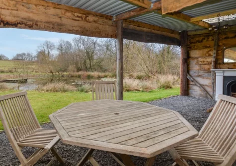 The undercover dining area at West Yard Cottage, Ashreigney