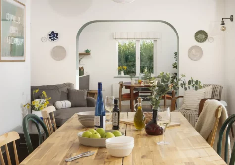 The dining area at Westaway House, Trelights