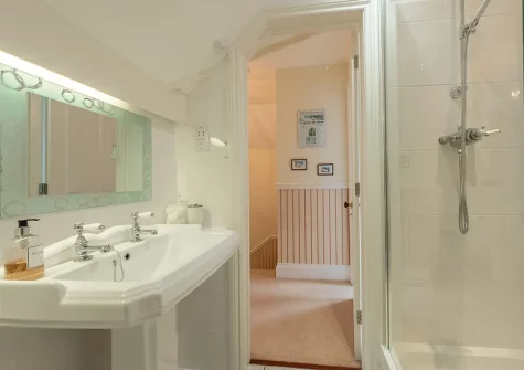 The ground floor shower room at Westfield, Newton Ferrers