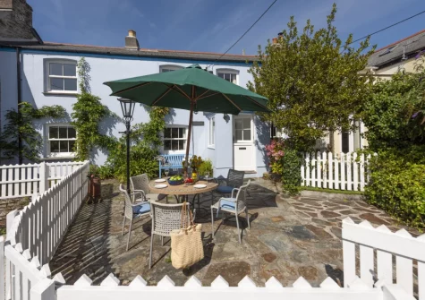 The enclosed patio, barbecue & alfresco dining area at Westover Cottage, St Mawes