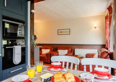 The dining area at White Cloud Cottage, Brixham