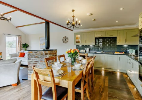 The kitchen & dining area at Wildflower Cottage, Westward Ho!