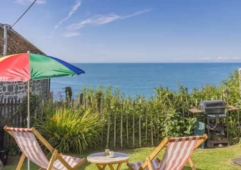 The outdoor sitting area & garden at Williams Cottage, Buck's Mills