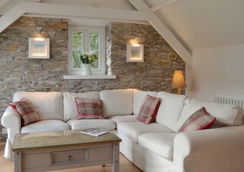 The living area at Willow Barn, Polmassick