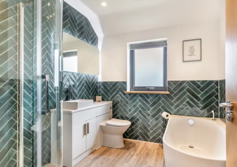 The bathroom at Windmill View, Trevone