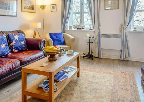 Windward Cottage, Hillhead is a spacious three-bedroom rural retreat perfectly positioned between the charming towns of Brixham and Dartmouth. Enjoy stunning countryside and sea views, private enclosed gardens, and access to South Devon's beaches.