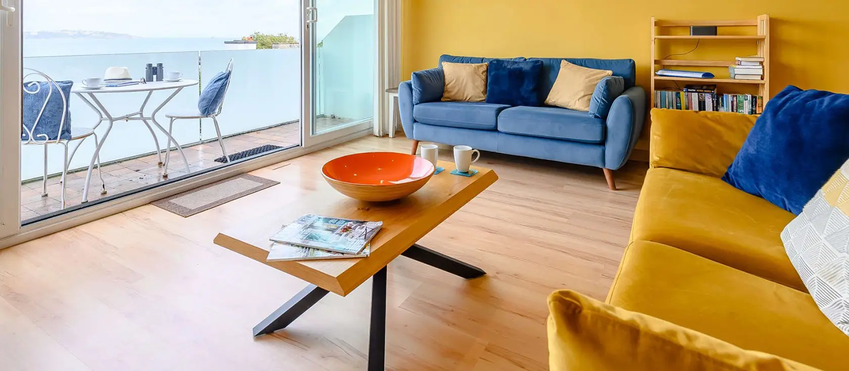 Wiston Cap, Brixham is a stylish three-storey marine house with breathtaking sea views, two outdoor seating areas, and three immaculate bedrooms. Just minutes from Brixham's Breakwater, beaches and harbour, it's perfect for families and couples.