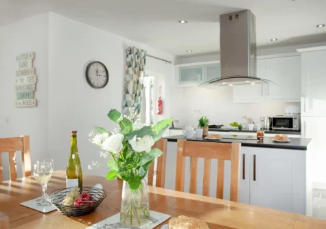 The kitchen 7 dining area at Wonkey Donkey Cottage at Stoneleigh Holiday Village, Weston