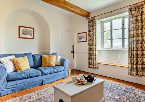 The living room at Wonover, Musburry
