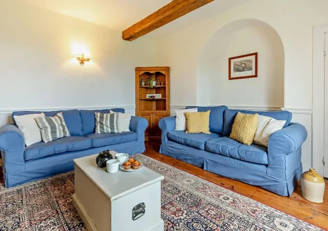 The living room at Wonover, Musburry