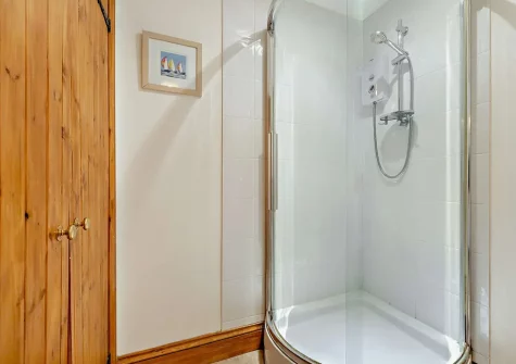 The shower room at Wonover, Musburry