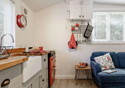 The kitchen at Woodcutters Cottage at Greatrock Farm, Hennock