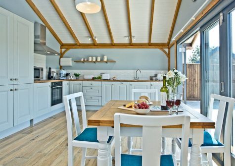 The dining area at Woodland View Lodge, Shute