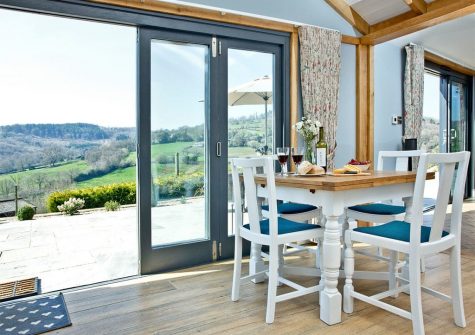 The dining area at Woodland View Lodge, Shute