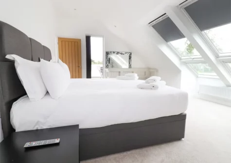 Bedroom #1 at Woodlands Close, Treator
