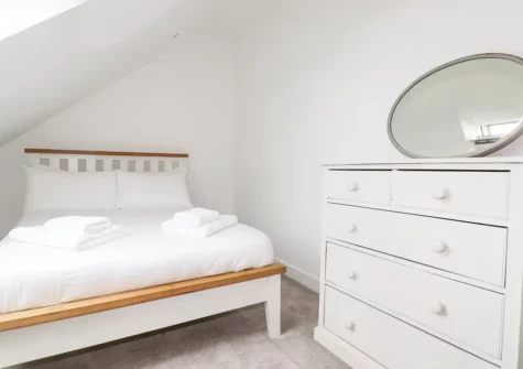 Bedroom #4 at Woodlands Close, Treator