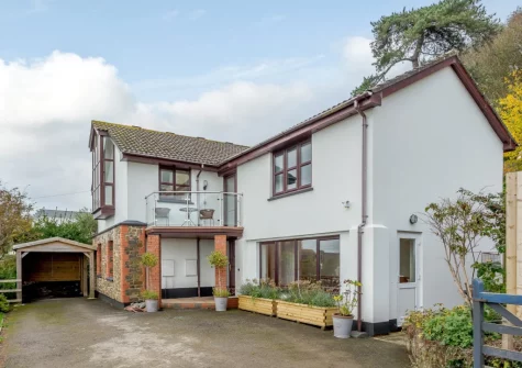 Woodside is a fabulous coastal home with sea views from many rooms