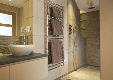 Bedroom #1 en-suite at Woodwell, Salcombe