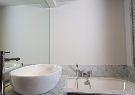 The bathroom at Woodwell, Salcombe