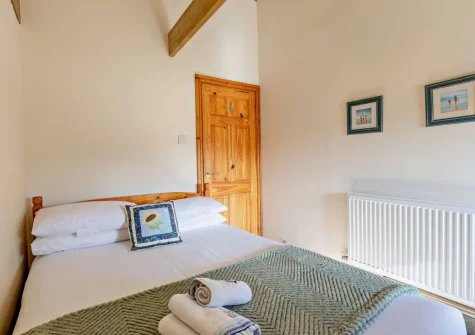 Bedroom #2 at Woolstone Dunstanvilles Dairy, Box's Shop