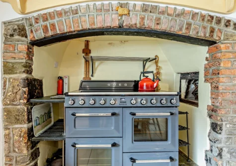 The kitchen at Woolstone Farmhouse, Box's Shop