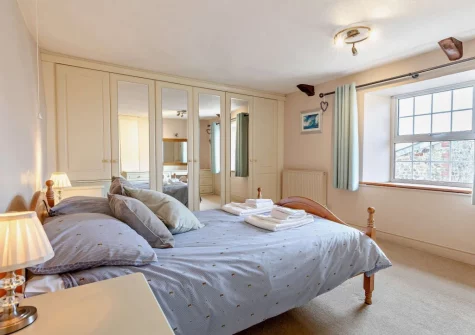 Bedroom #2 at Woolstone Farmhouse, Box's Shop