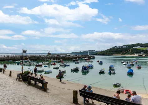 Wren Cottage is an ideal base for exploring St Ives' four beautiful beaches and everything the town has to offer