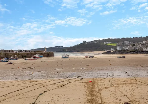 Wren Cottage is an ideal base for exploring St Ives' four beautiful beaches and everything the town has to offer
