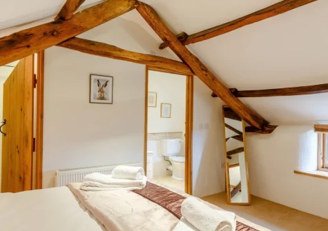 Bedroom #1 at Wrens Thatch, Ebberley