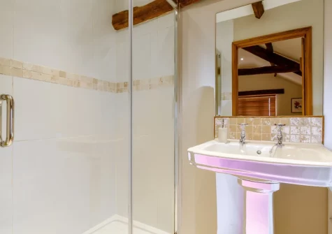 Bedroom #2 en-suite shower room at Wrens Thatch, Ebberley