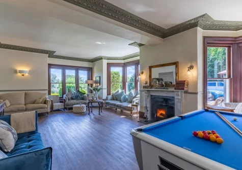 The bar & sitting area at Yeoldon House, Bideford