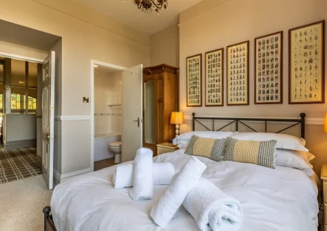 Bedroom #3 at Yeoldon House, Bideford