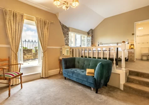 Bedroom #10 at Yeoldon House, Bideford