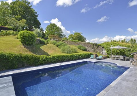 The swimming pool & terrace at Yetson House, Yetson